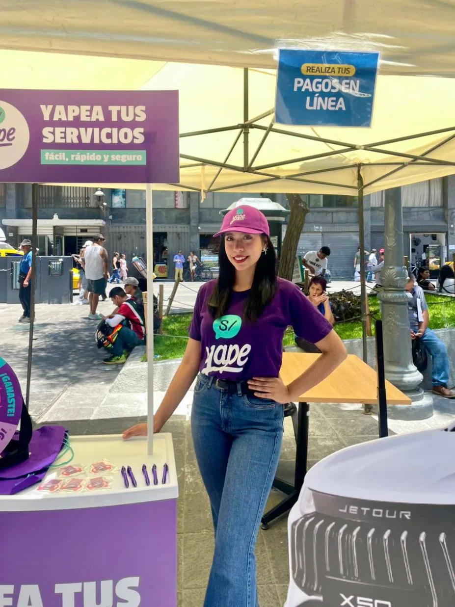 Impulsadora en punto de venta, Lima